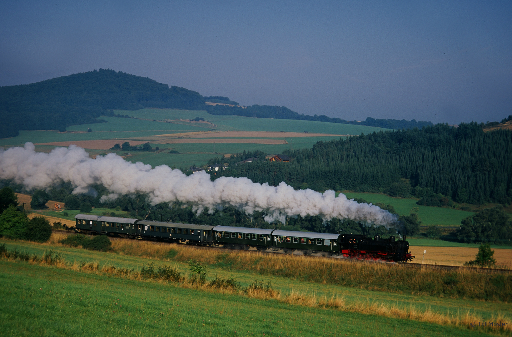 Personenzug nach Kaiseresch