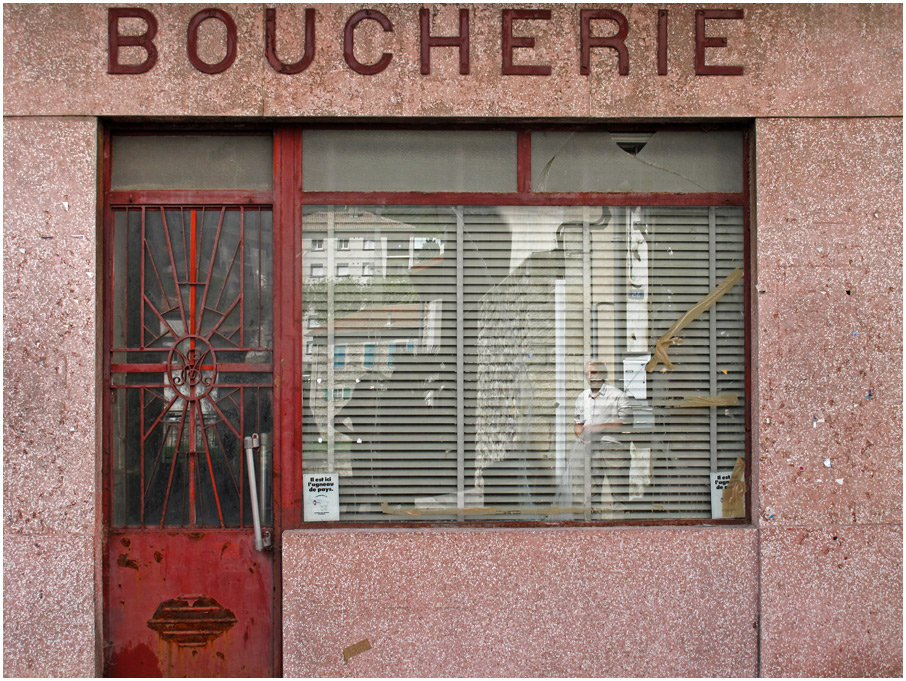 personne ne pourra dire que je suis passé à Vals-les-Bains sans faire une photo du reflet de