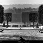 Perspective enneigée dans le parc du chateau de Versailles