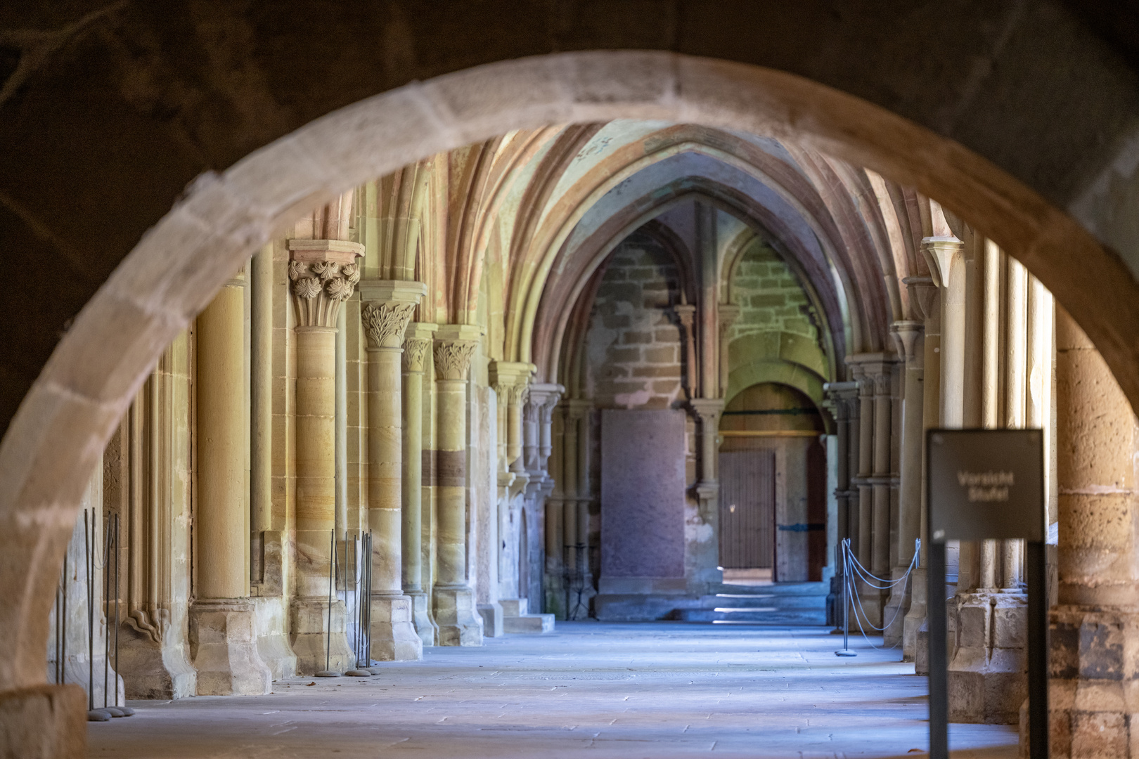 Perspektiven und Details Kloster Maulbronn