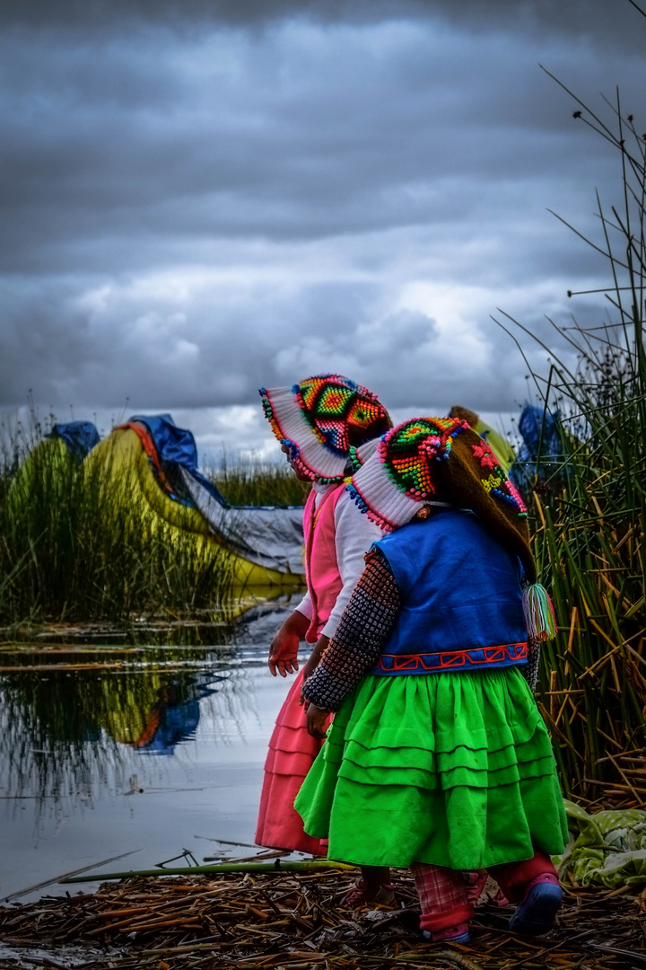 Peru | Children of Titicaca Lake