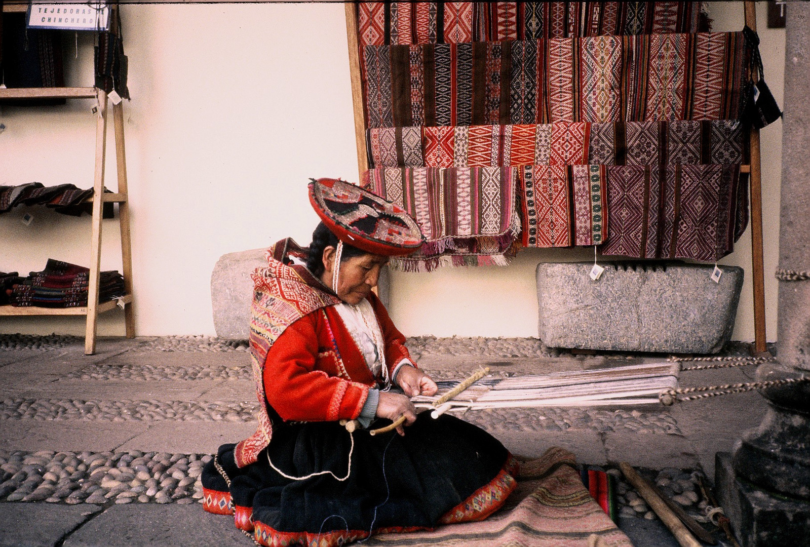 Peru indian weaver