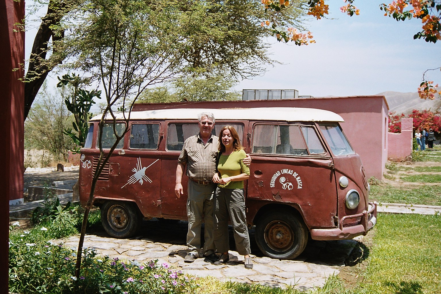 Peru .Maria Reiche ihr VW Bus