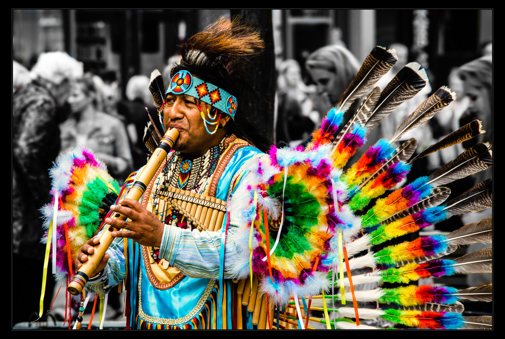 peruian streetmusician