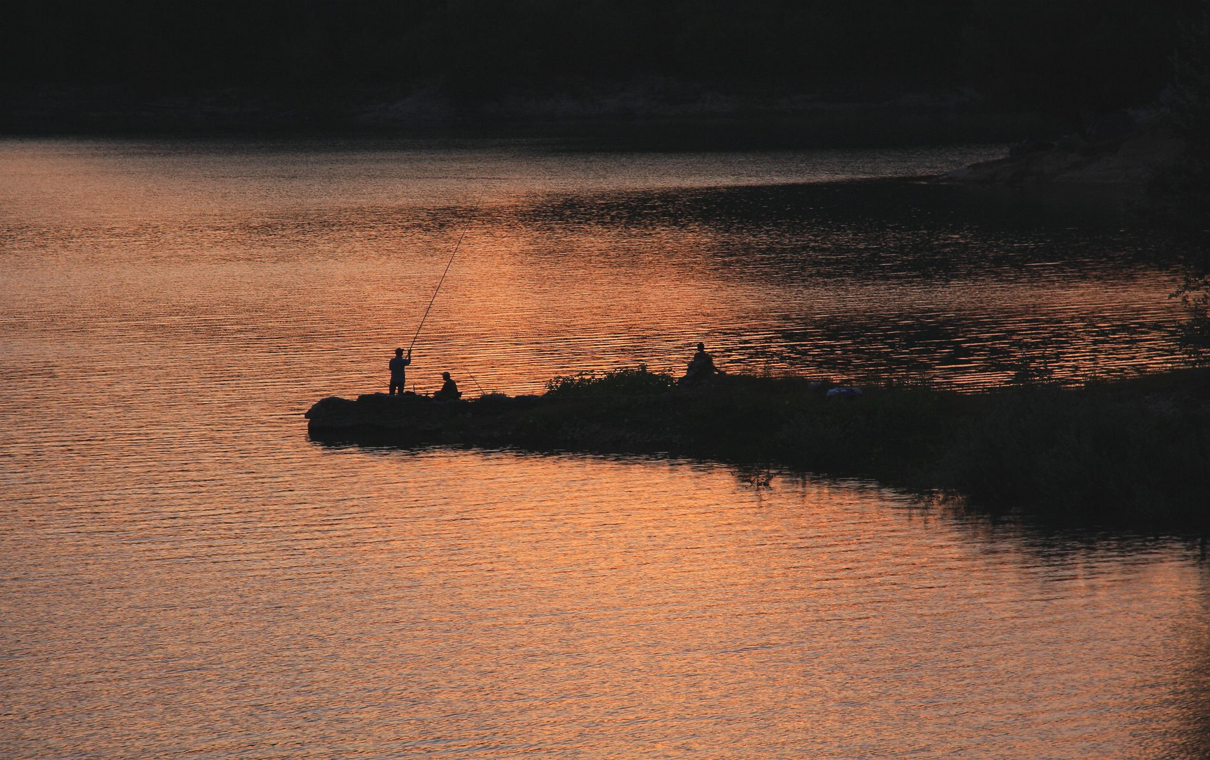 pesca al tramonto