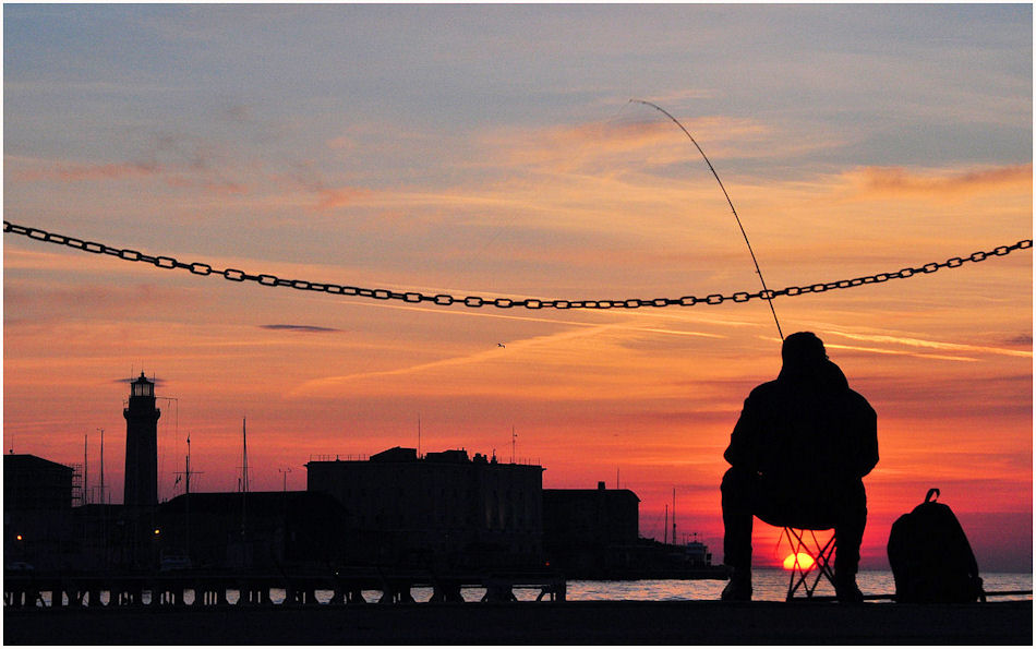 Pesca al tramonto