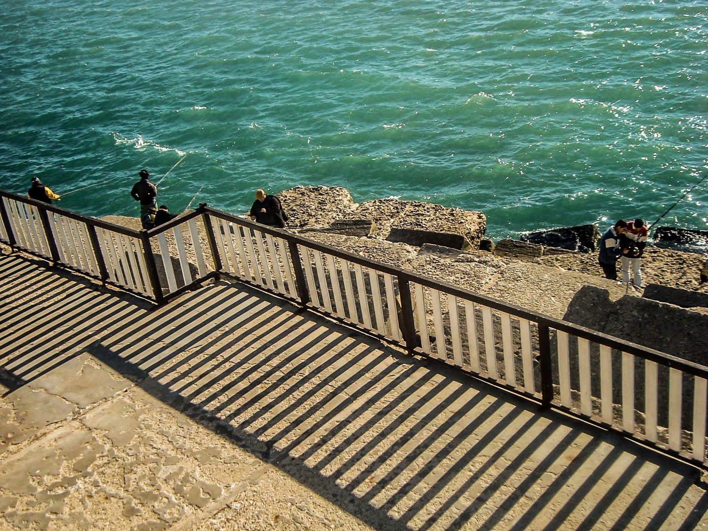 Pesca en la escollera.