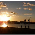 Pescadores al atardecer.