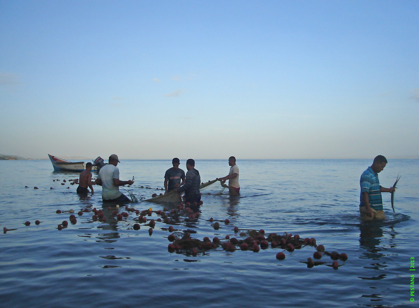 © Pescando al Amanecer...