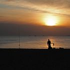 Pescando al atardecer.