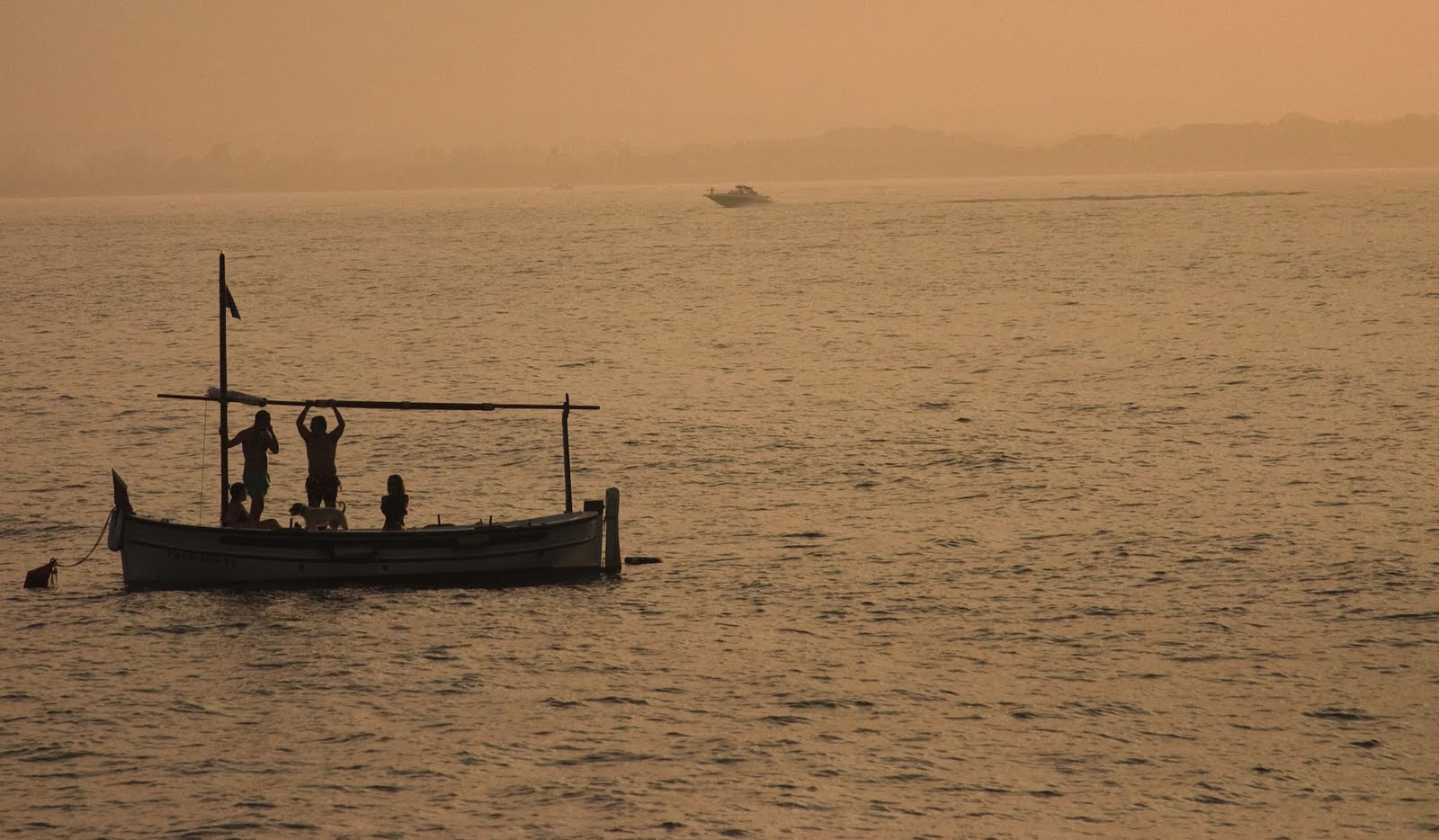 Pescando al lado de les Illes Medes