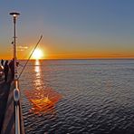 PESCANDO L'ULTIMO SOLE AL TRAMONTO