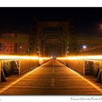 Pescara: il Vecchio Ponte di Ferro by Night