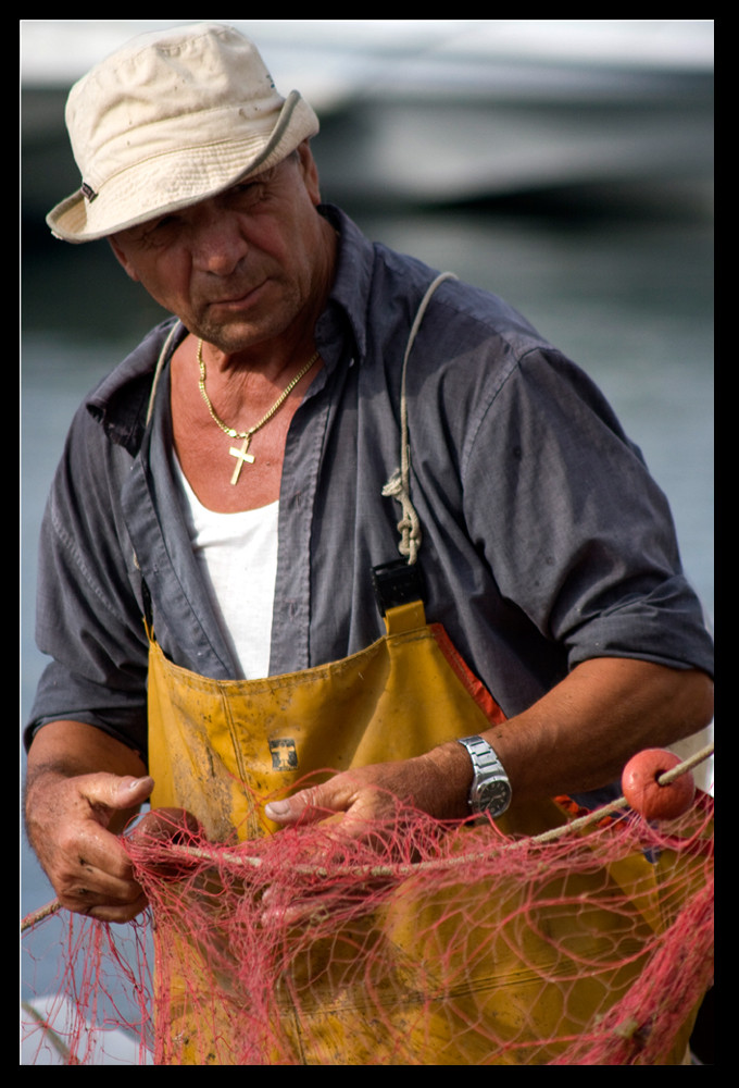 Pescatore al lavoro