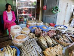 Pesce essiccato al mercato di Nyaung Shwe, Myanmar