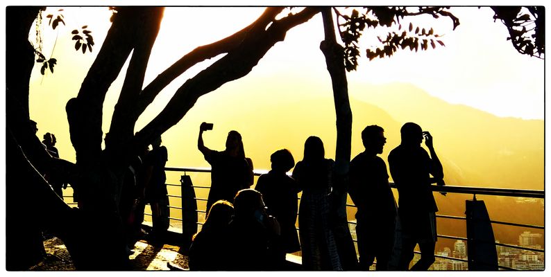 „ Pessoas relaxadas “