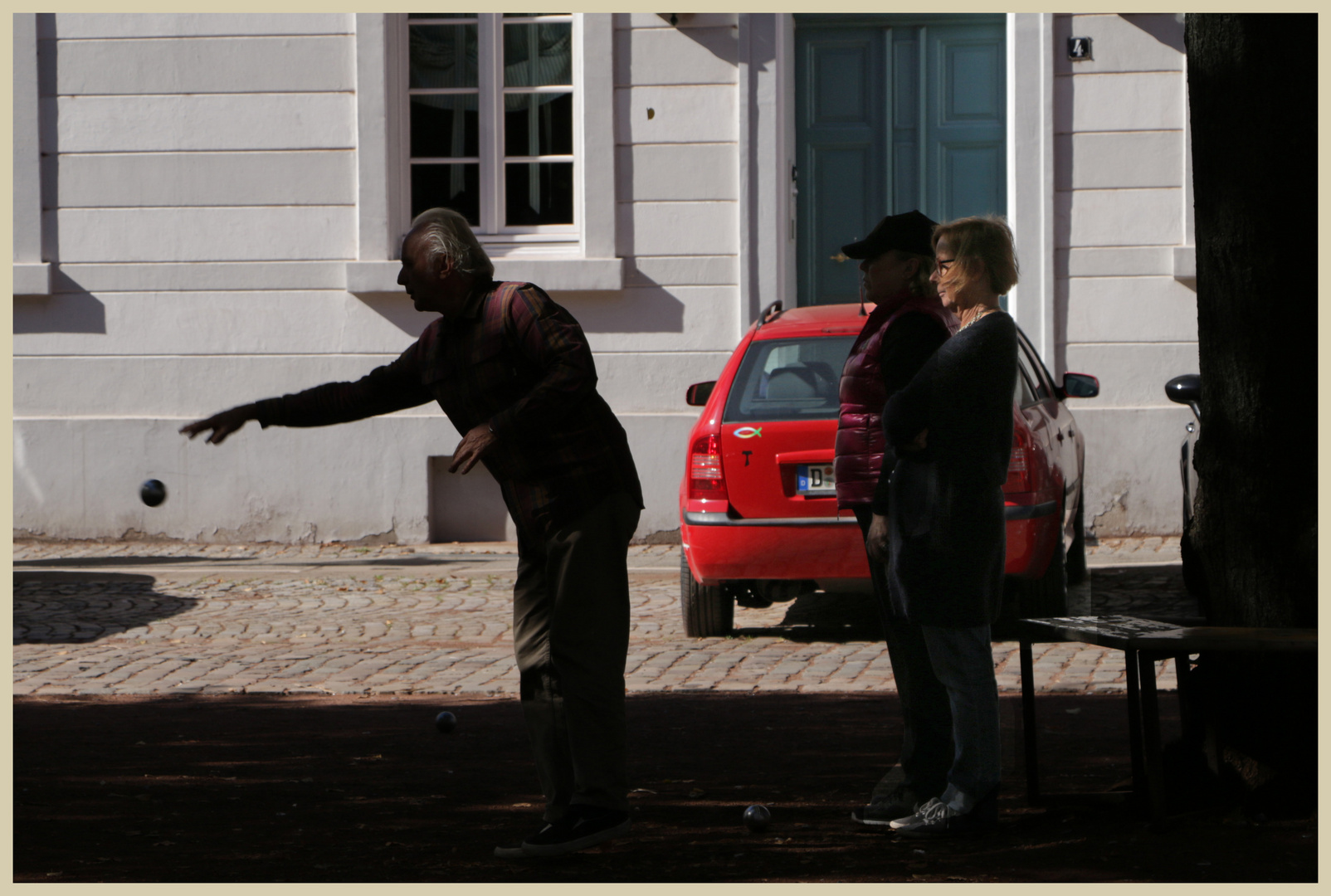 petanque players 3 in dusseldorf