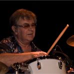 Pete York, drums...