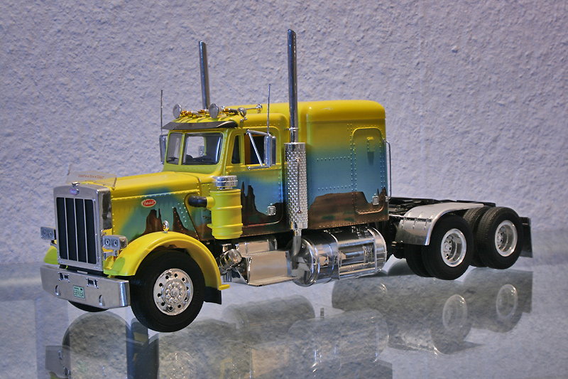 Peterbilt in 1:25