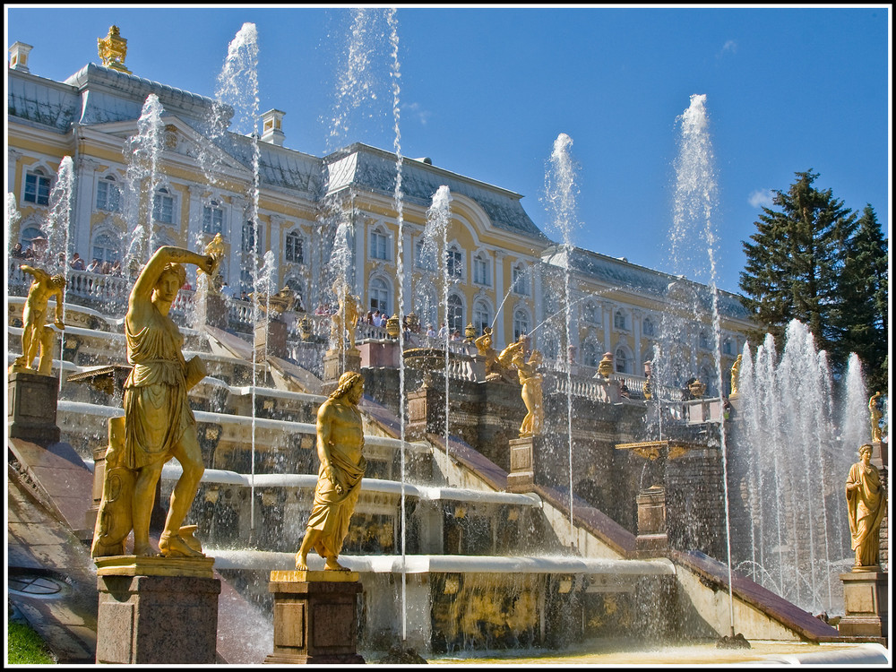 Peterhof Fountain - St. Petersburg