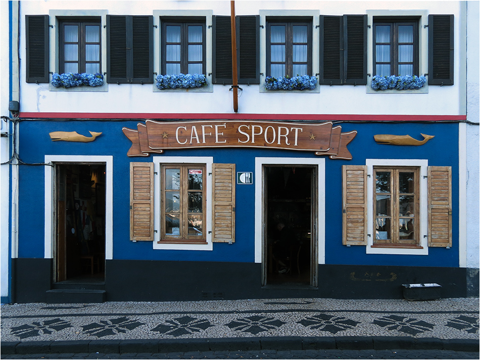 Peter's Cafe Sport