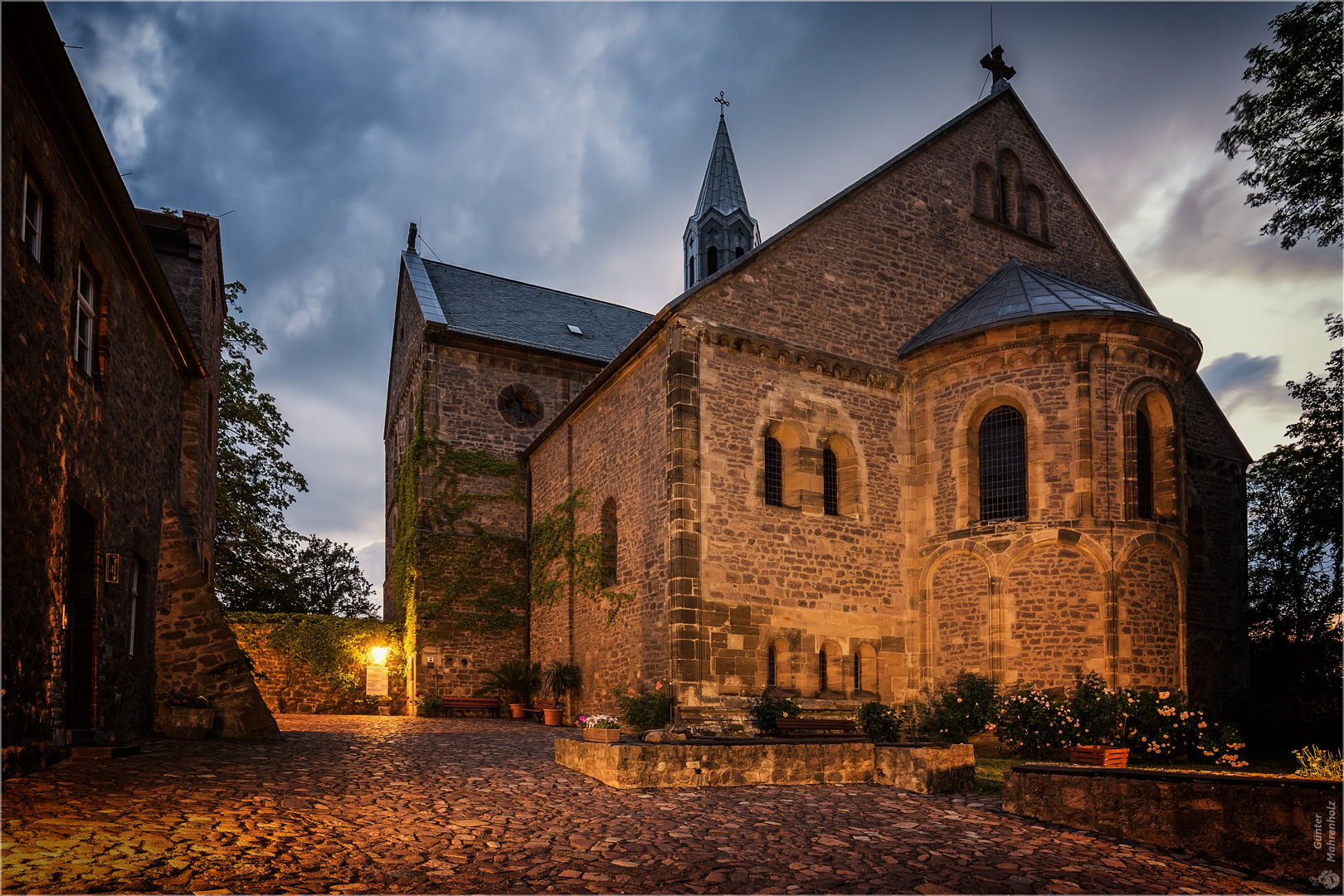 Petersberg, Stiftskirche