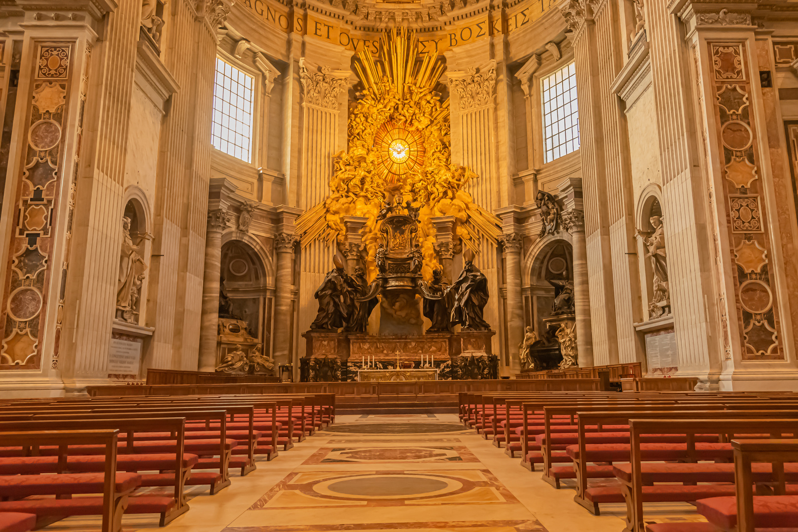 Petersdom Altar