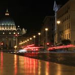 Petersdom bei Nacht