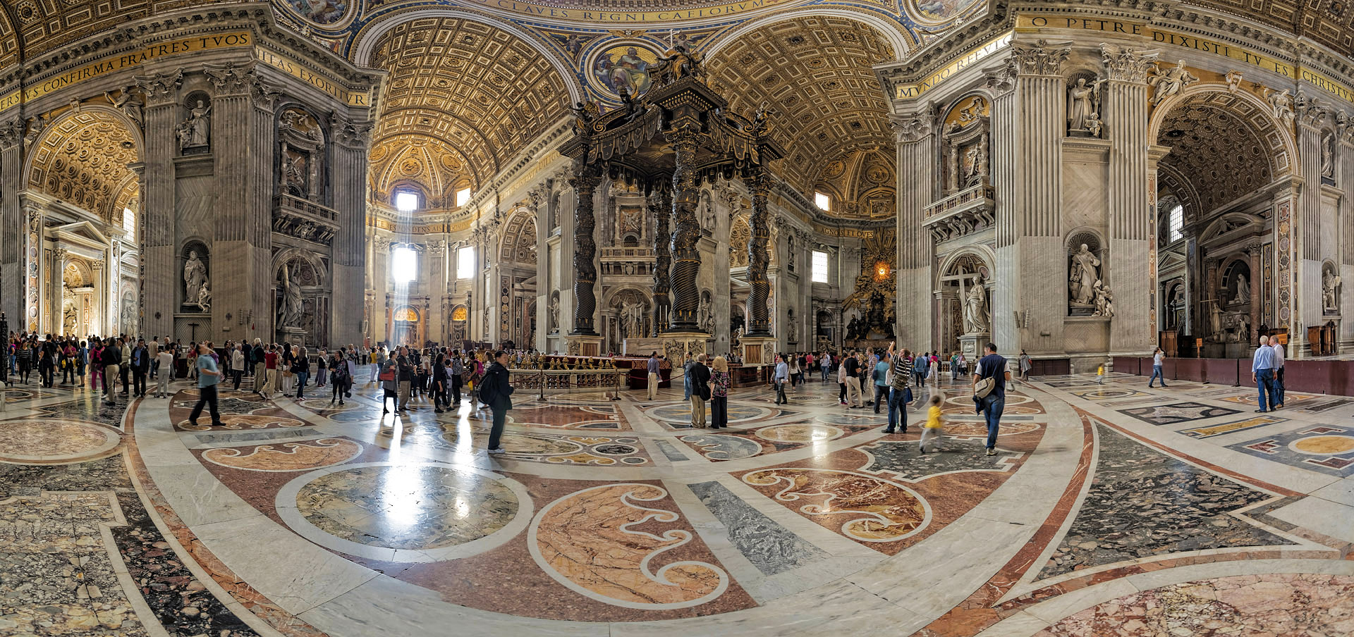 Petersdom Innenaufnahme 180 Grad Panorama