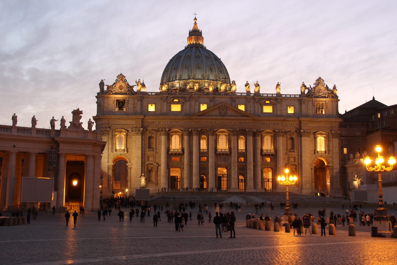 Petersdom ohne Papst 09.03.2013