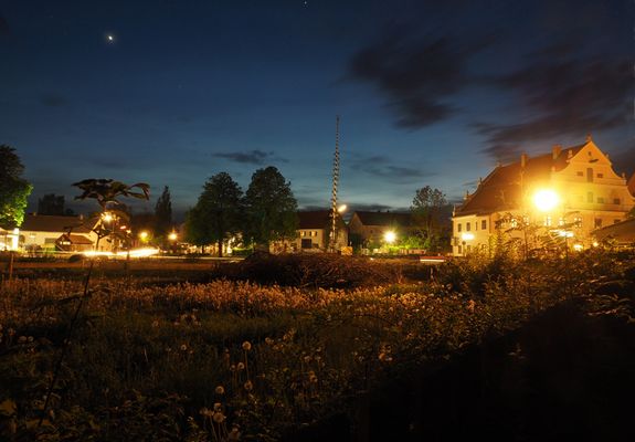 Petershausen bei Nacht