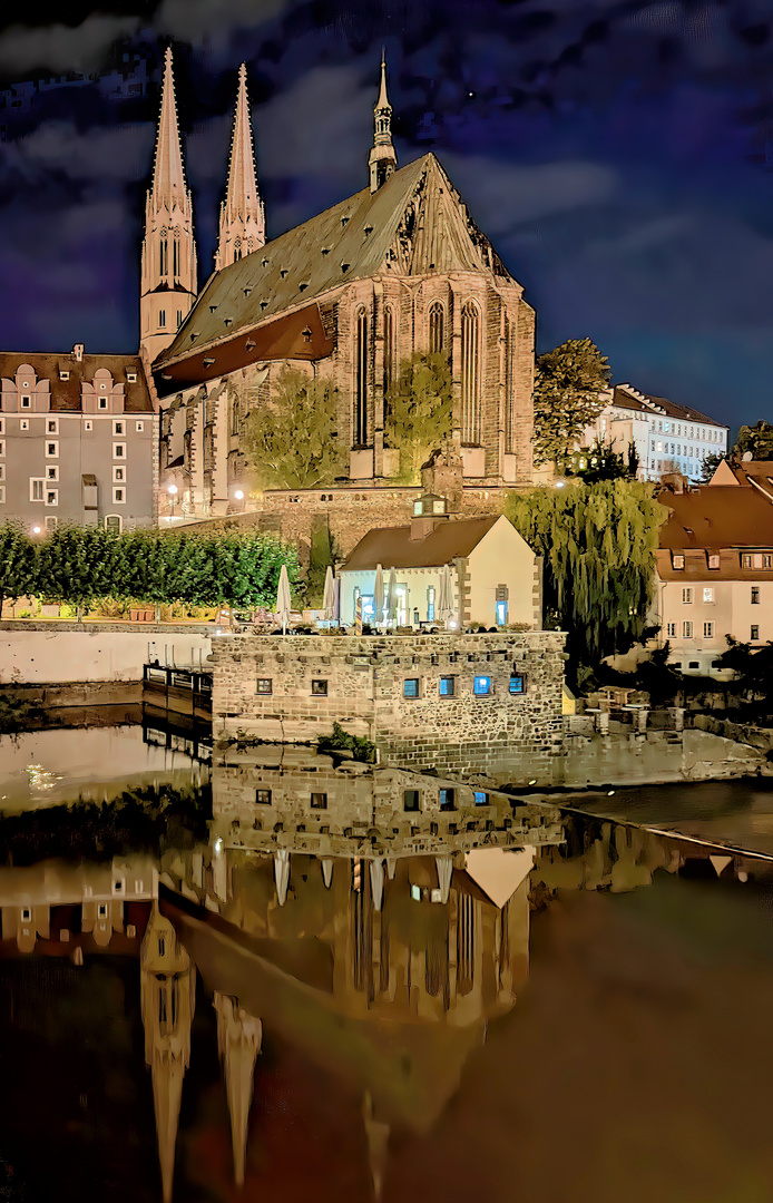 Peterskirche Görlitz bei Nacht Spiegelung