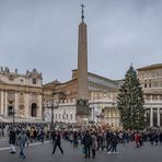 Petersplatz vor dem Dom - Rom