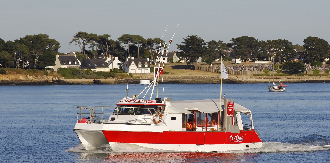 Petit bateau de promenades