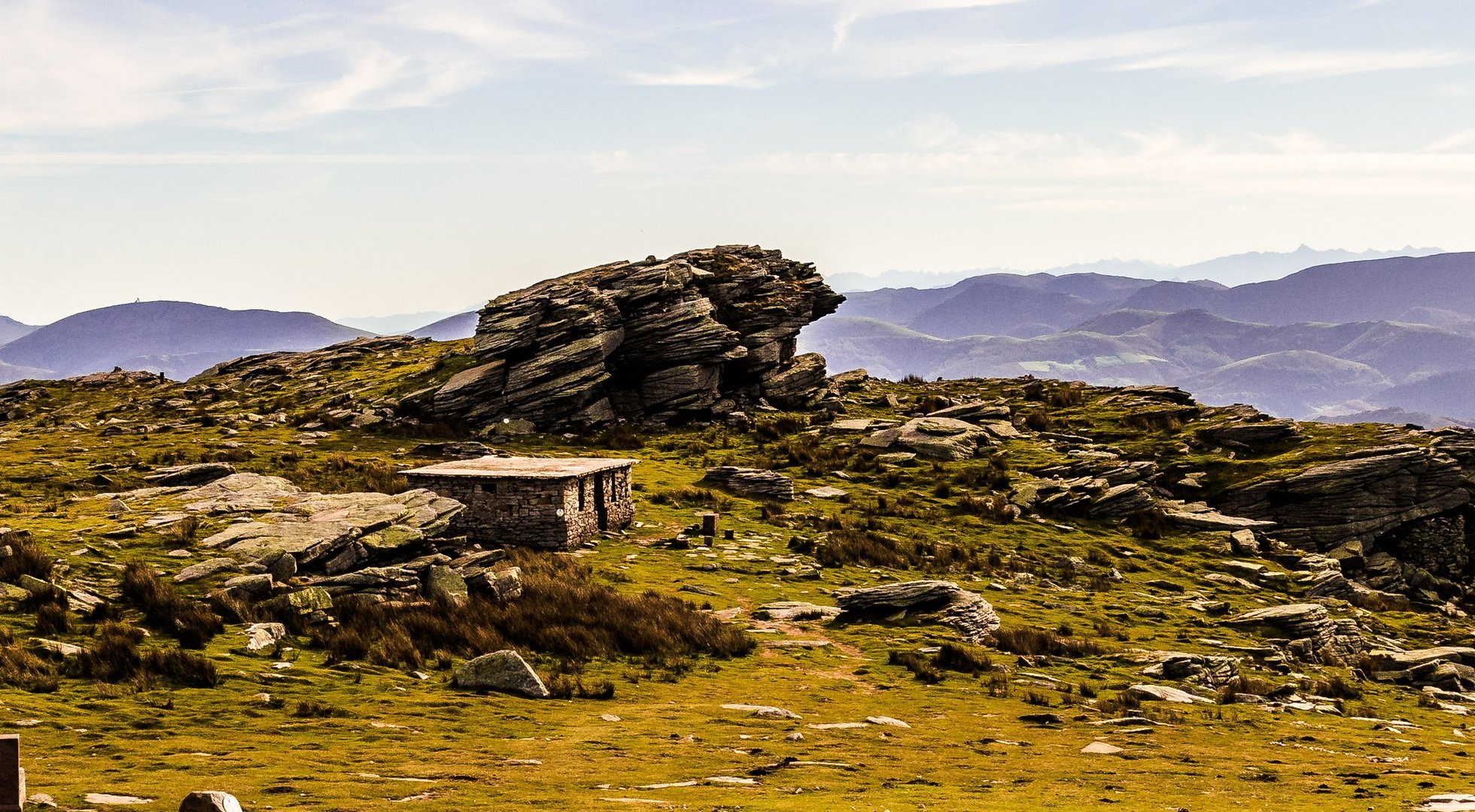 PETIT CABANON SUR LA RHUNE