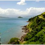 Petit chemin au bord de mer