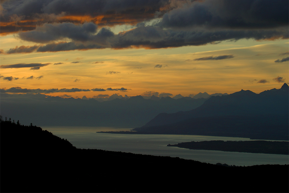 Petit matin sur le Léman, vu depuis le col de la Faucille.