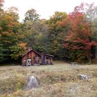 Petite cabane au Mont Ste Anne