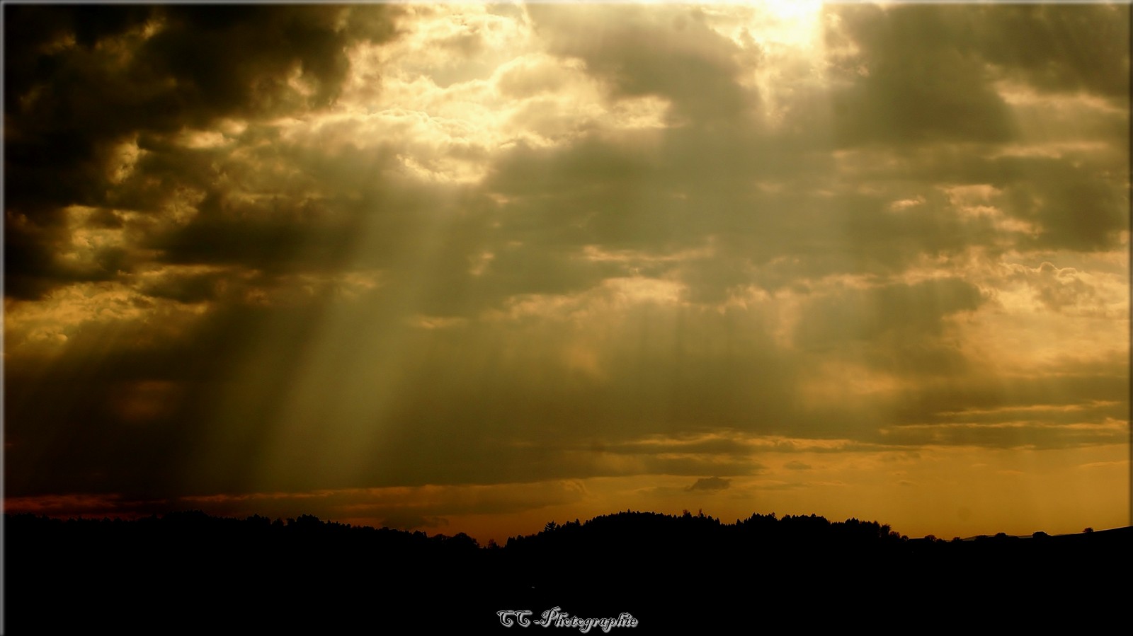 Petite Eclaircie Photo Et Image Paysages Ciel Nuages Nature Images Fotocommunity Petite Eclaircie Photo Et Image Paysages Ciel Nuages Nature Images Fotocommunity