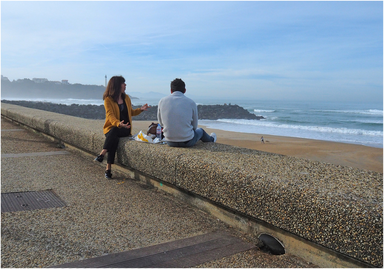 Petite pause face à la mer