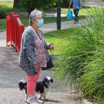 Petite pause pendant la promenade au parc