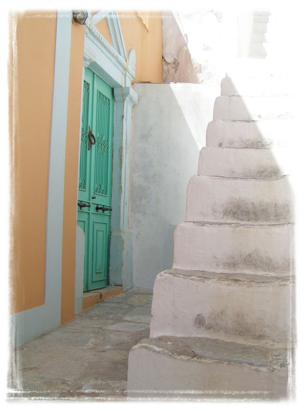 Petites ruelles de l'île de Simy (Rhodes)