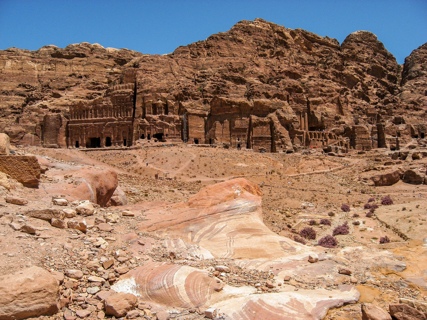 Petra, Gräber der Königswand