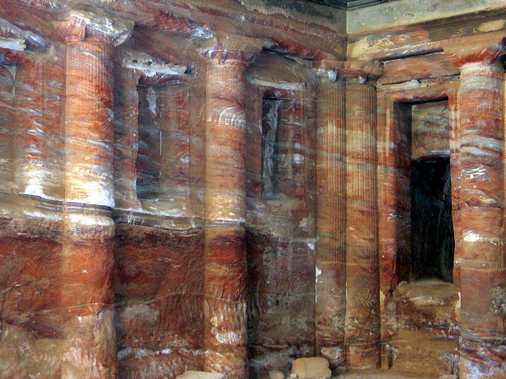 PETRA Intérieur d'un tombeau