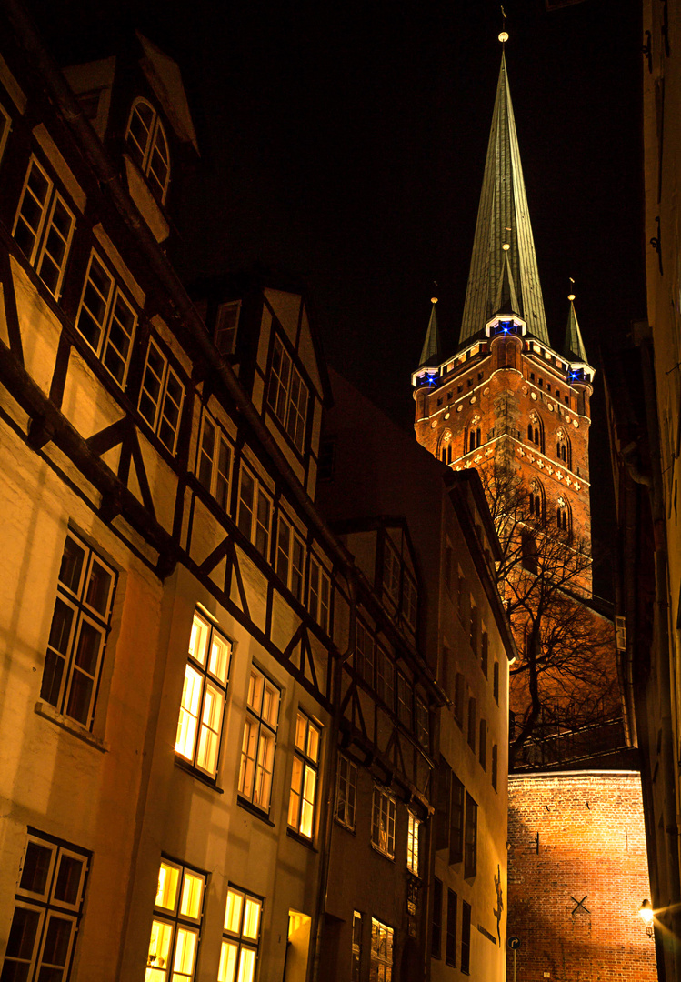 Petri Kirche bei Nacht