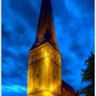 Petrikirche im Dunkeln