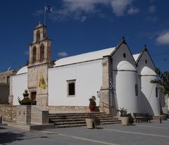 petrokefalis kirche