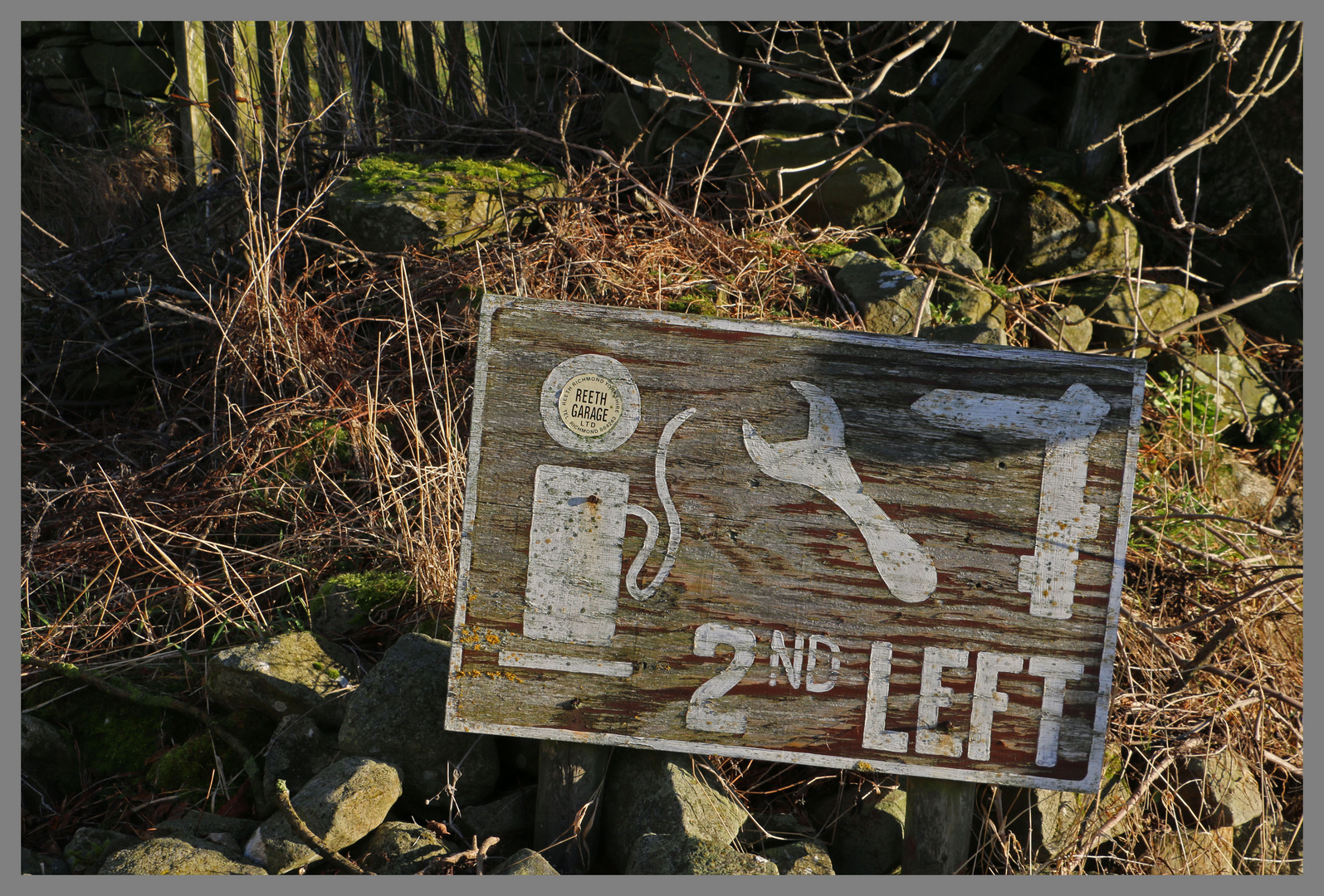 petrol station sign Reeth