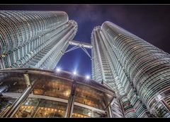 Petrona Twin Towers