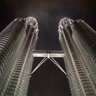 Petronas at night (1)